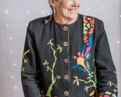 Gloria Marrujo, Barry’s Bay, age 70. Gloria, a designer by trade, helped
design bomb suits, and later worked at Black Water Designs in Foymont. She now lives in Barry’s Bay.